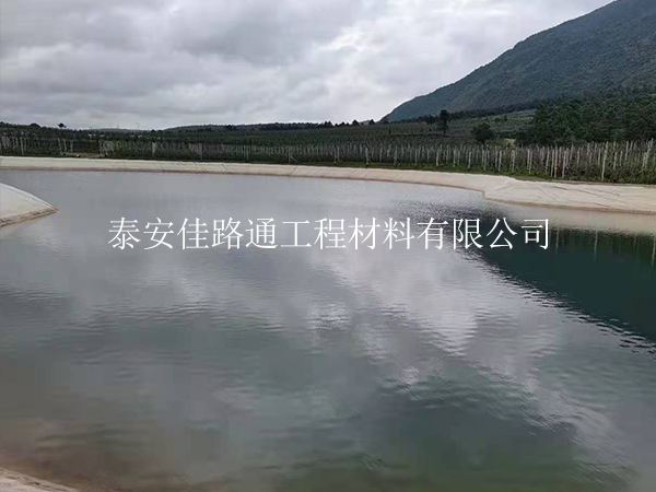 “焊”卫黑膜:沼气池黑膜夏季焊接的精准攻略 “焊”卫黑膜:沼气池黑膜夏季焊接的精准攻略