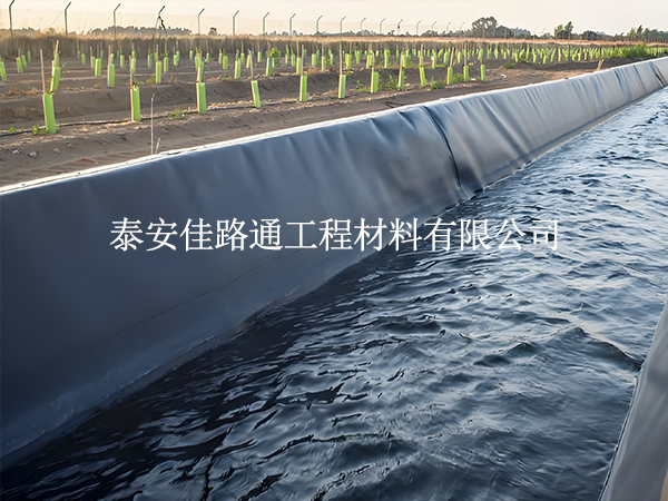 蓄水池防渗膜施工核心步骤详解，筑牢防渗基础