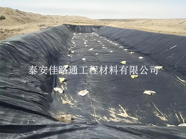 鱼塘防渗膜焊接关键要点 筑牢防渗防线不渗漏