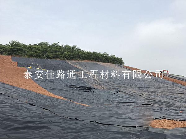沼气池土工膜焊接全攻略：焊前焊后这些细节决定防渗成败