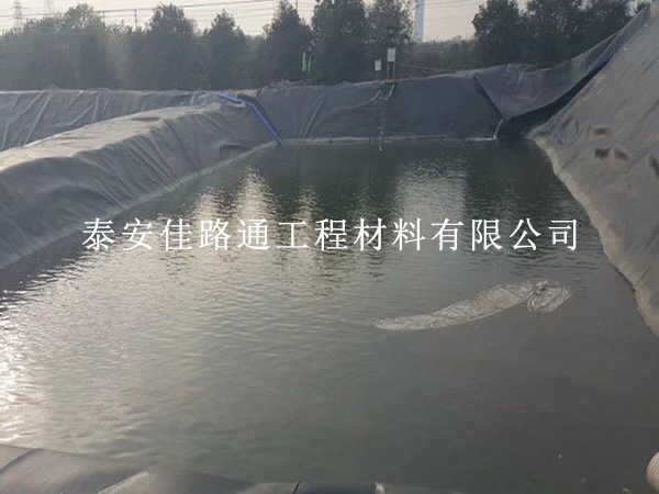 养殖防渗膜性能大揭秘：核心指标与工程优势解析